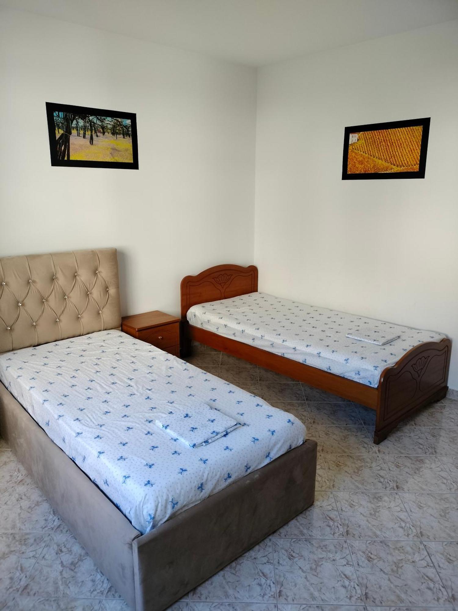 Taurasi Red Saranda Apartment Luaran gambar