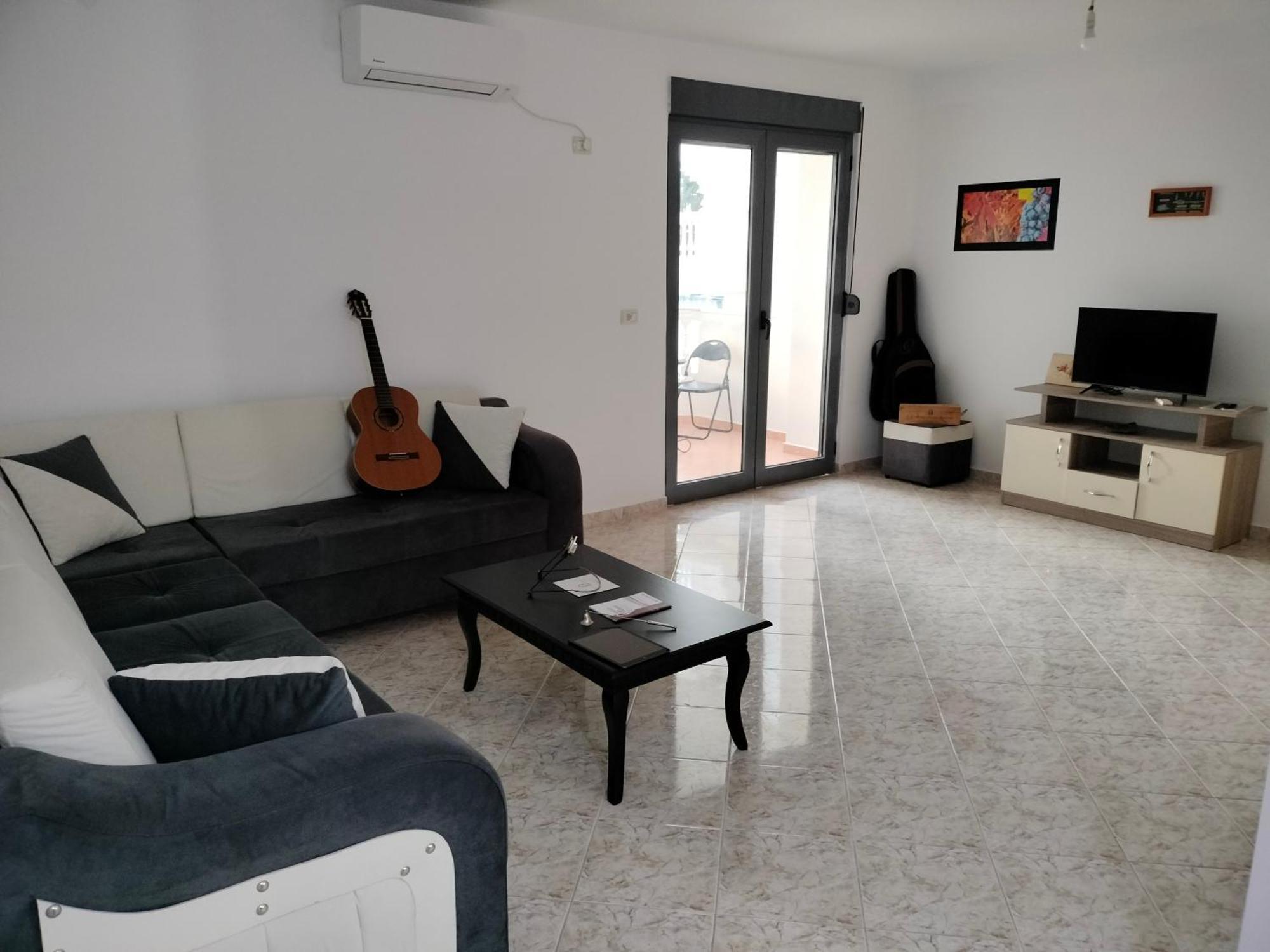 Taurasi Red Saranda Apartment Luaran gambar